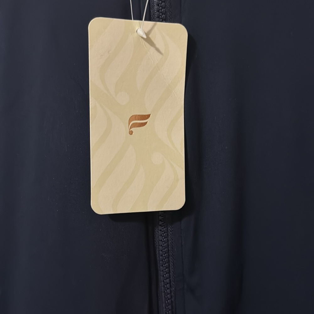 NWT Fabletics Trinity Performance Jacket - Picture 4 of 6